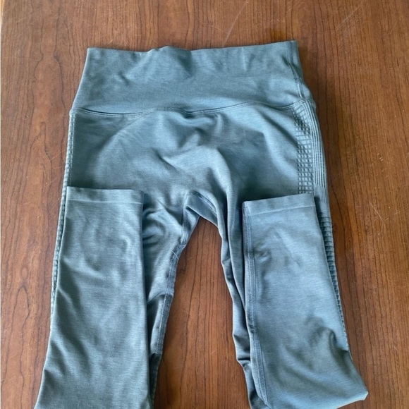 Women's Alphalete Amplify Legging Charcoal size L - Picture 2 of 4